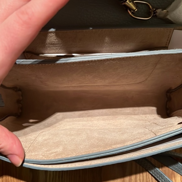 CHLOÉ
Faded Blue Small Faye Day Bag - Picture 9 of 10